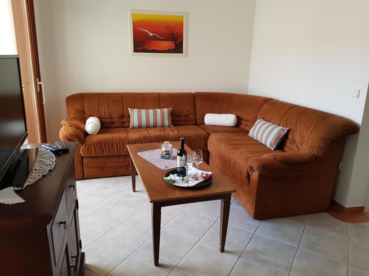 Apartments Summer Touch Petrcane Esterno foto